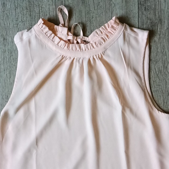 Loft sleeveless tie-neck top - Picture 2 of 6